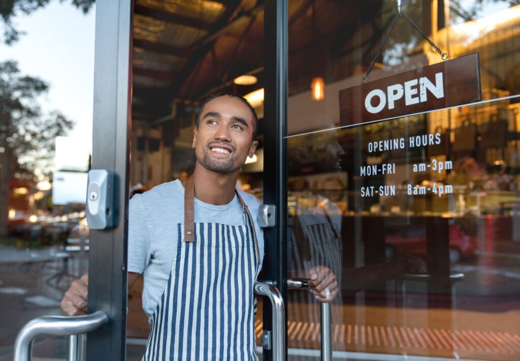 Canal de denuncias en restaurantes: riesgos legales de no cumplir con la Ley de Protección al Informante